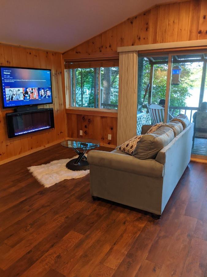 Вілла Panoramic Water Views , Cozy House In Henniker ,Nh Екстер'єр фото
